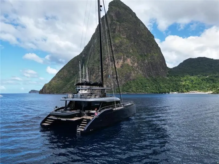 Naoma Yacht Photos Pics 