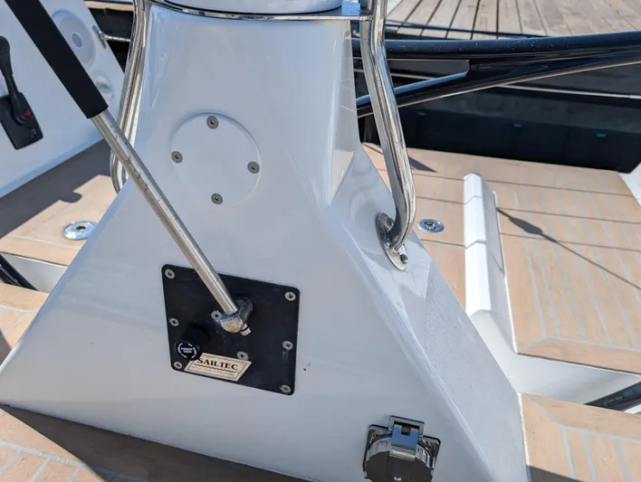 Blue Yonder Yacht Photos Pics J 112e Blue Yonder