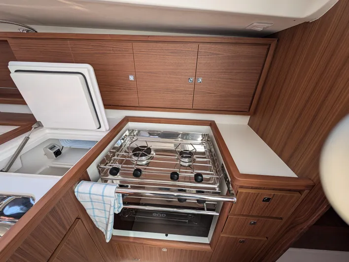 Blue Yonder Yacht Photos Pics J 112e Blue Yonder