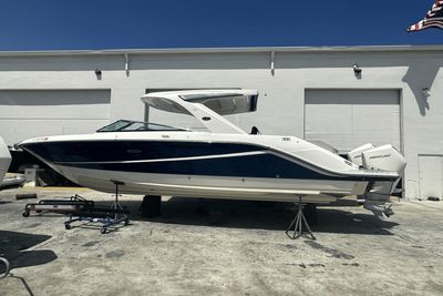 Sea Ray SLX 310 OB