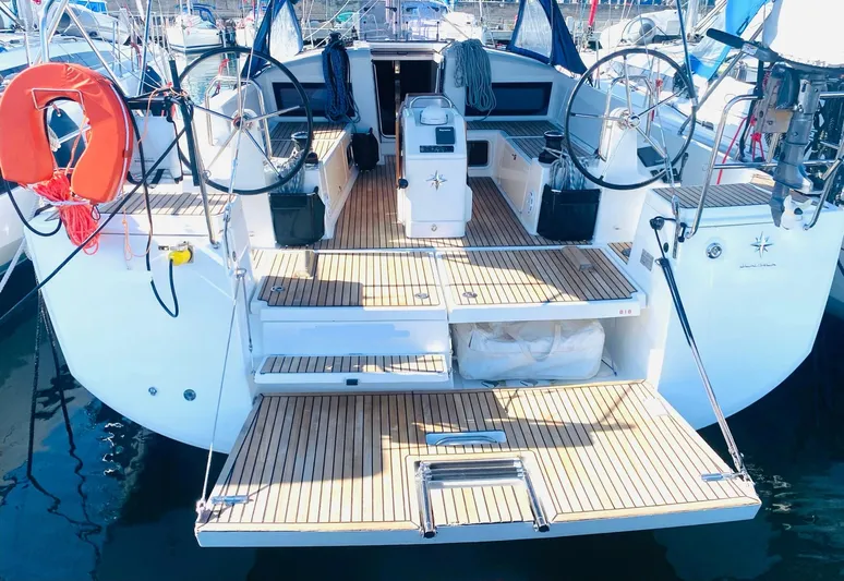  Yacht Photos Pics 