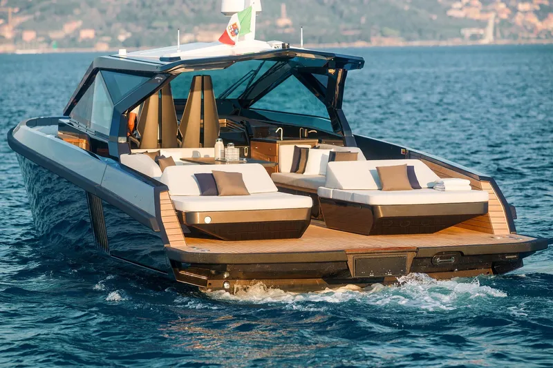  Yacht Photos Pics Sister Ship