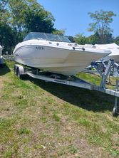 NauticStar 223DC Sport Deck