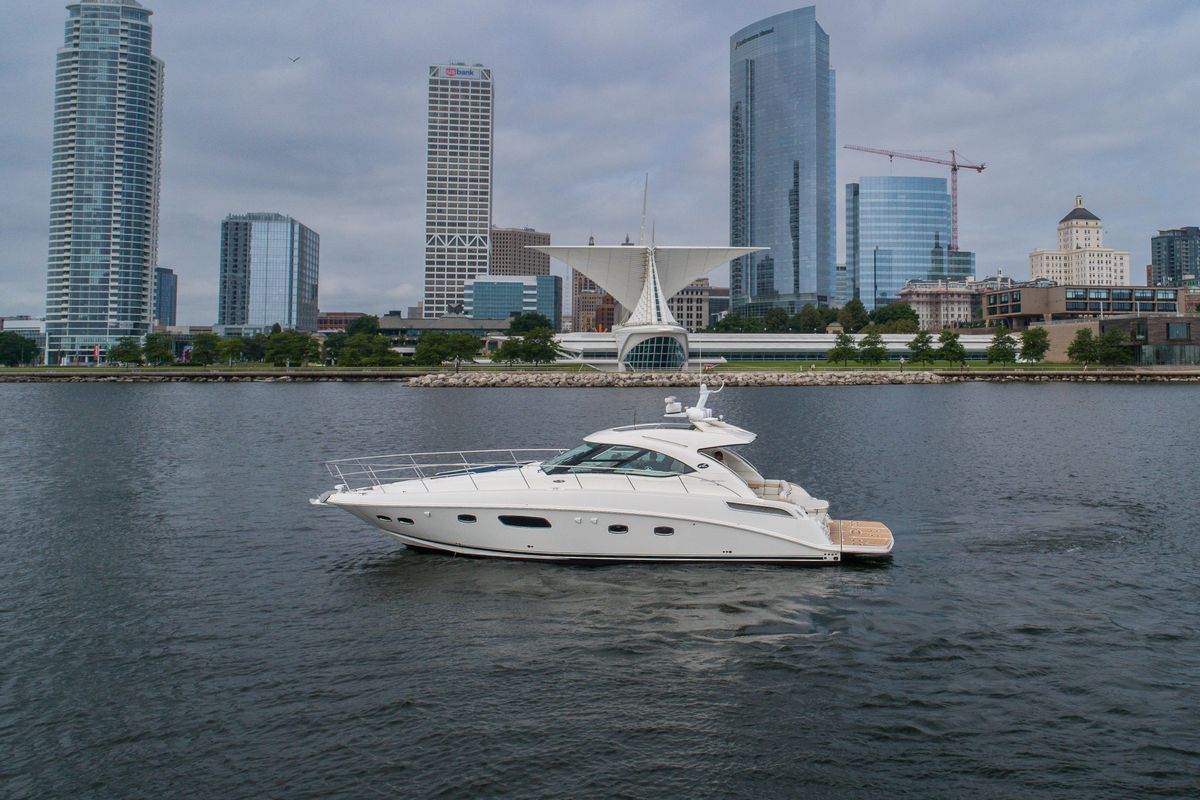 2009 Sea Ray 47 