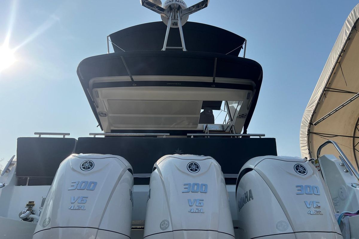 2024 Jeanneau 42 