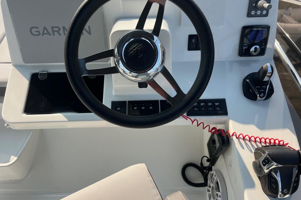 2024 Jeanneau 42 