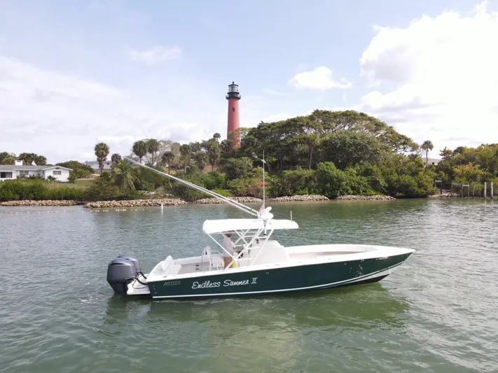 Endless Summer II Yacht Photos Pics 