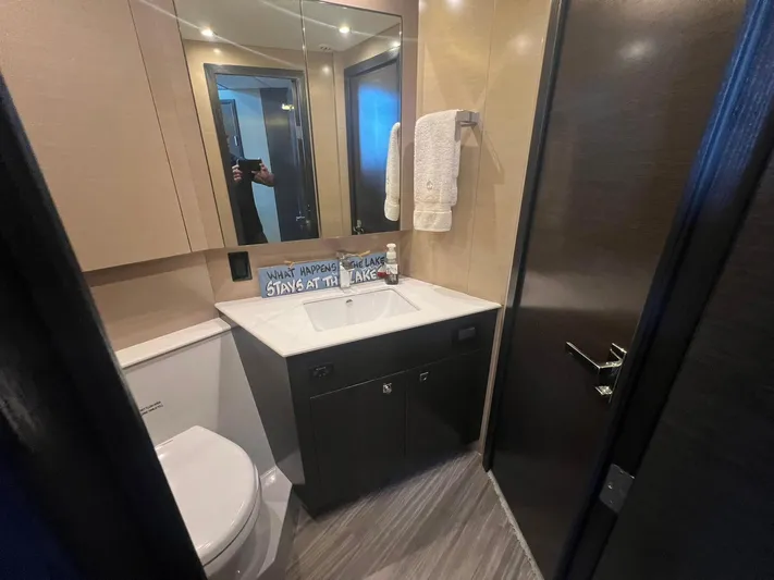 Mon Cheri Yacht Photos Pics 2018 Cruisers Yachts 54 Cantius bathroom with modern fixtures and elegant design.