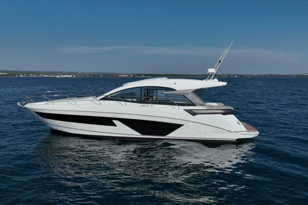 2022 Beneteau 48 