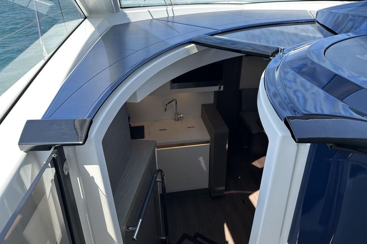 2022 Beneteau 48 
