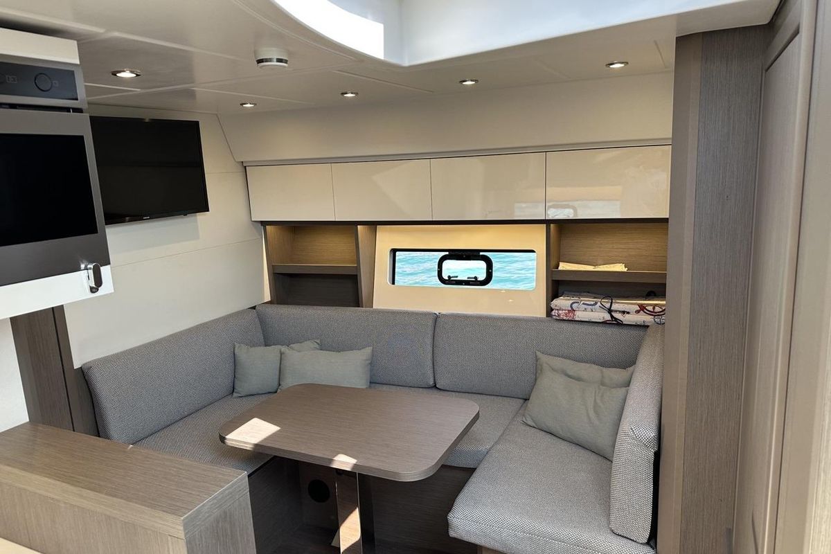2022 Beneteau 48 
