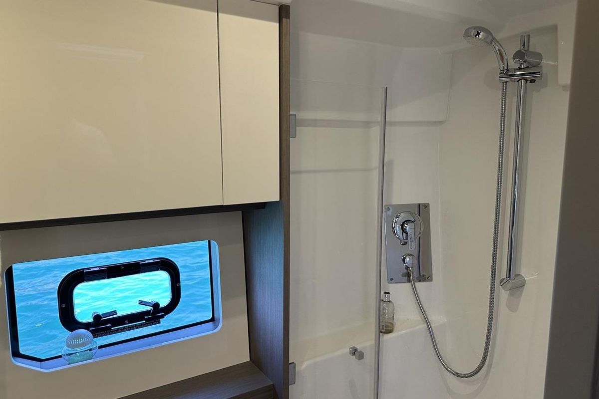 2022 Beneteau 48 
