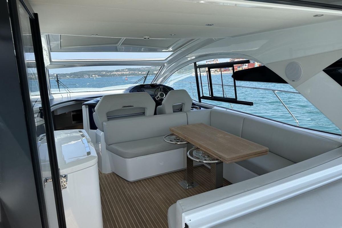 2022 Beneteau 48 