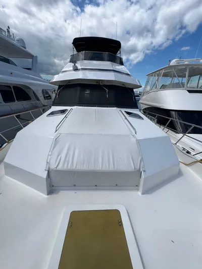 Pax III Yacht Photos Pics Bow Area