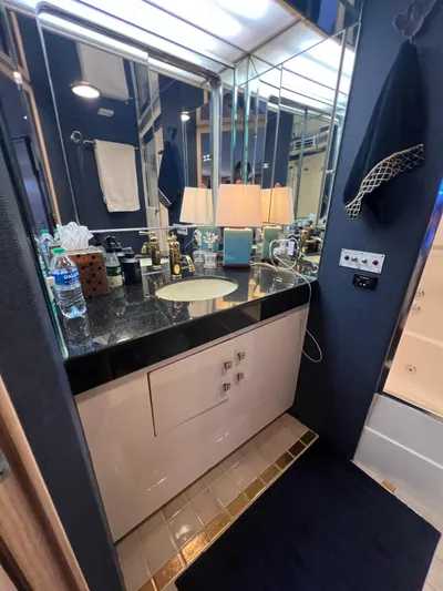 Pax III Yacht Photos Pics Master Head