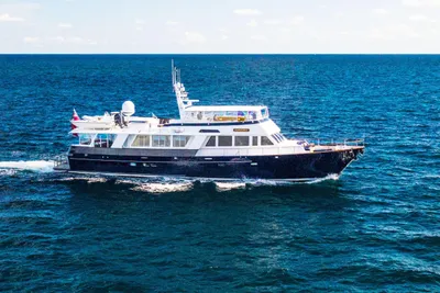 1999 Palmer Johnson Motor Yacht