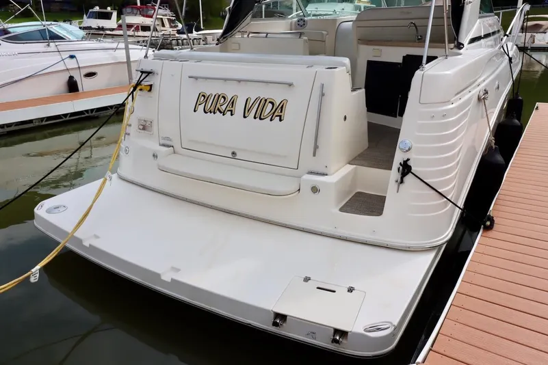 2006 Rinker 360 Express Cruiser Cruiser for sale - YachtWorld