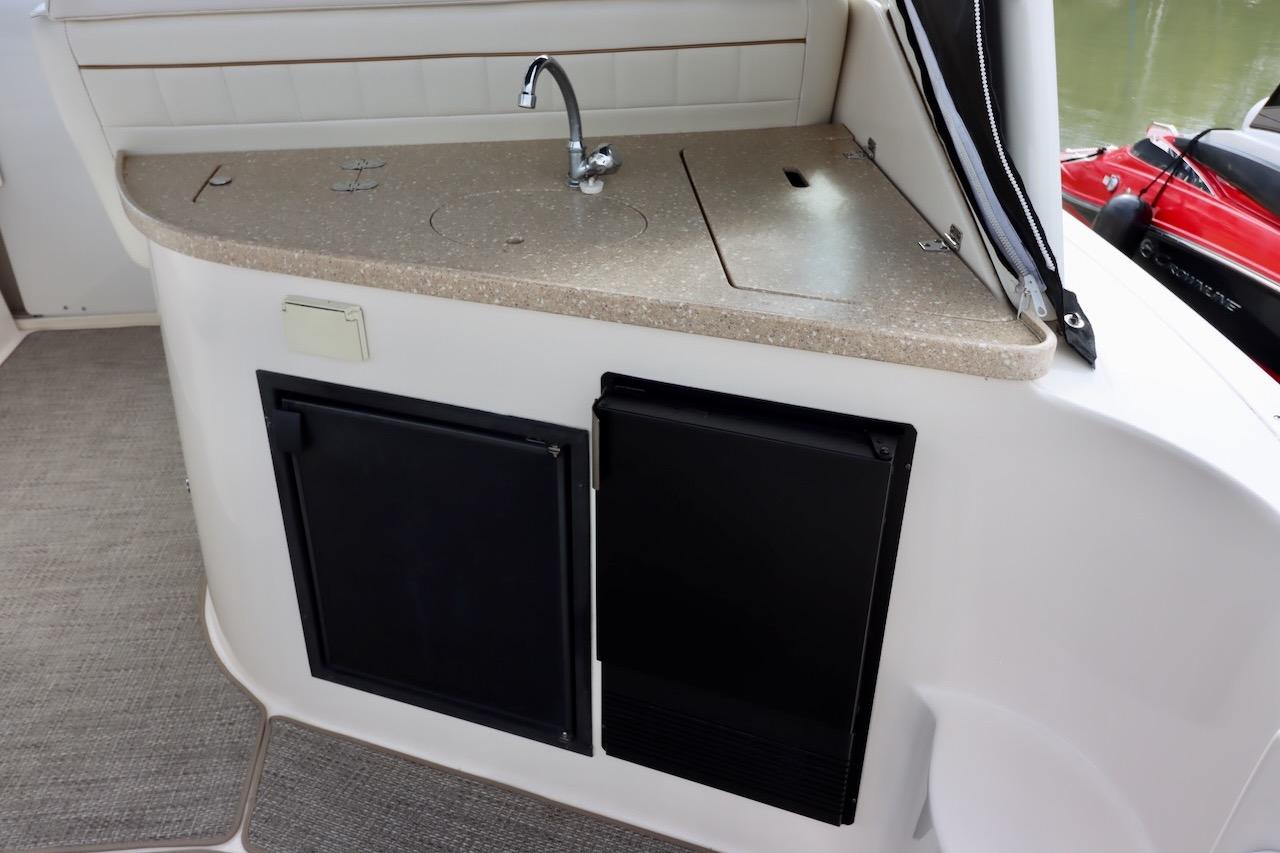 2006 Rinker 360 Express Cruiser Cruiser for sale - YachtWorld