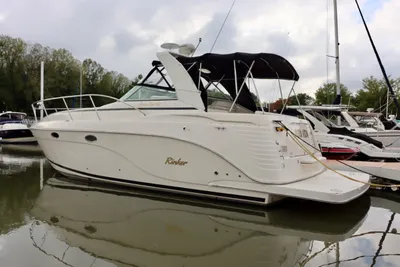 Rinker 360 Express Cruiser