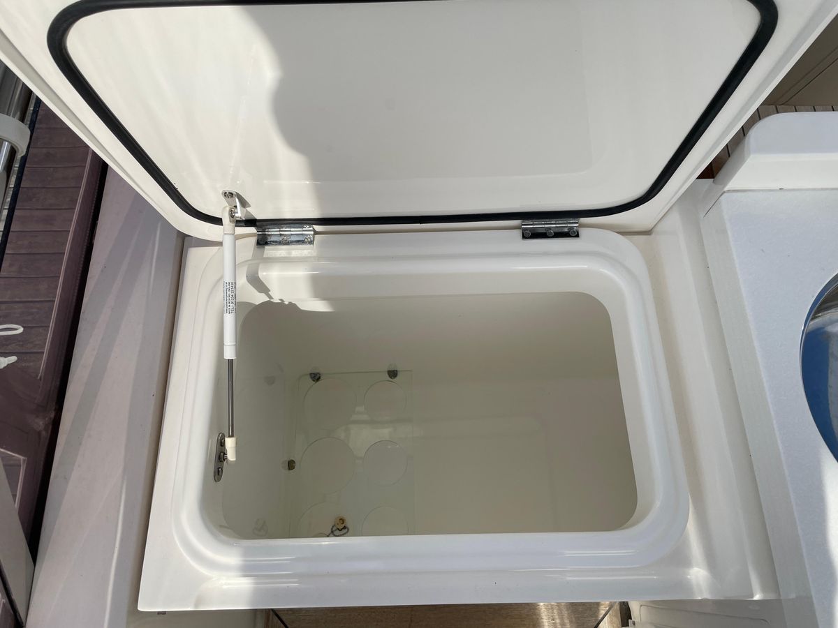 2012 Princess 72 