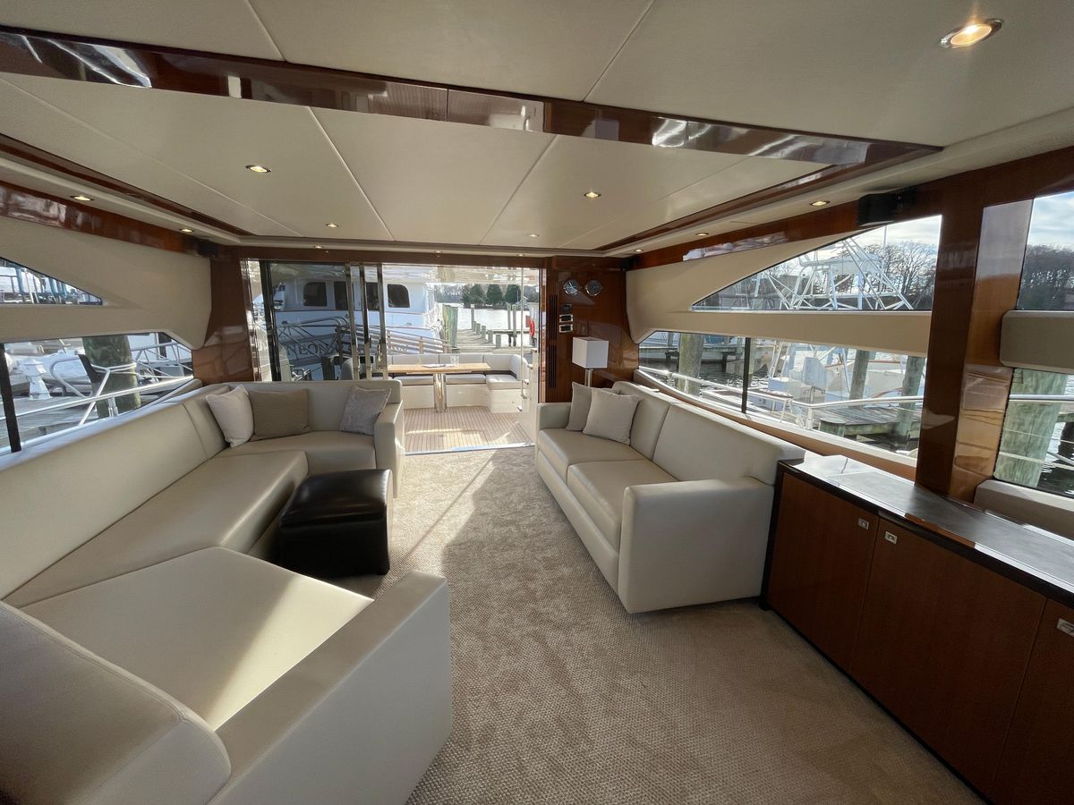 2012 Princess 72 