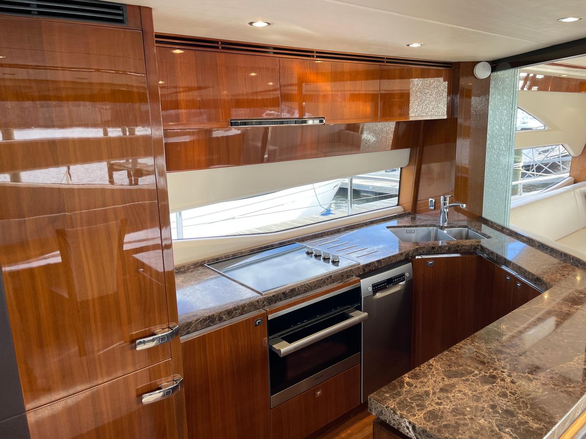 2012 Princess 72 
