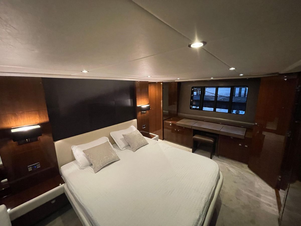 2012 Princess 72 