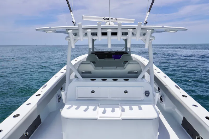  Yacht Photos Pics 2022 Freeman 42 LR boat on open sea, featuring spacious deck and modern design.