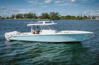 Jupiter 43 Center Console