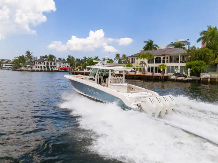 Far Niente Yacht Photos Pics 