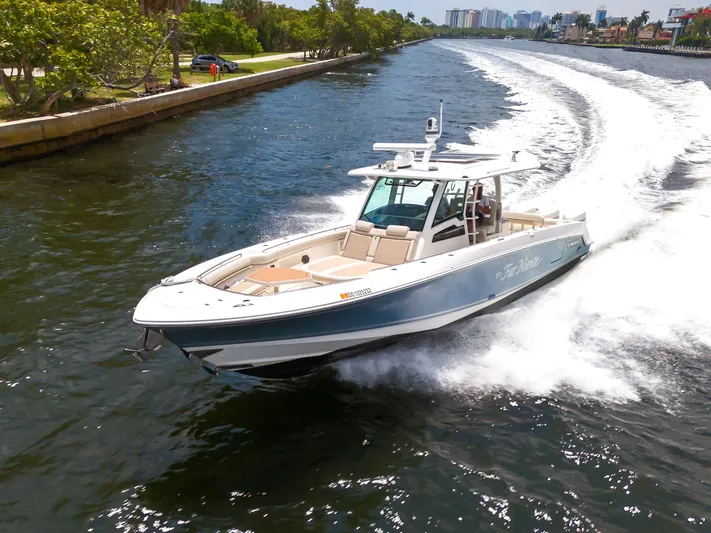 Far Niente Yacht Photos Pics 