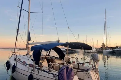 Bavaria 38