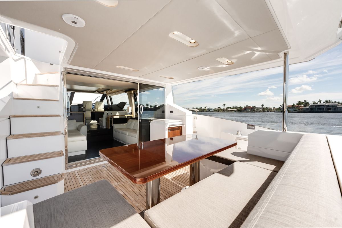 2018 Azimut 66 