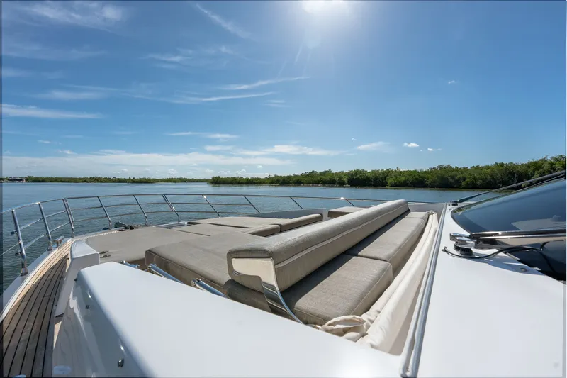 Truth Serum Yacht Photos Pics 