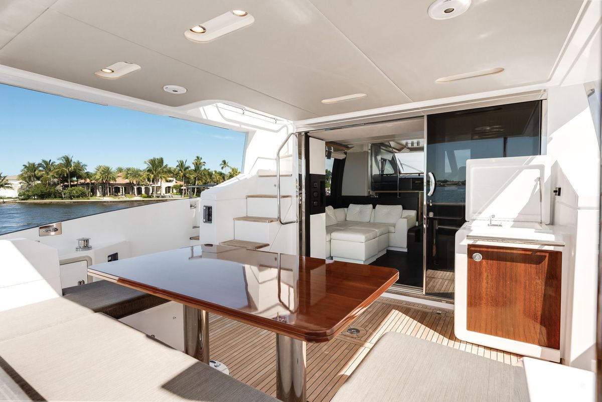 2018 Azimut 66 