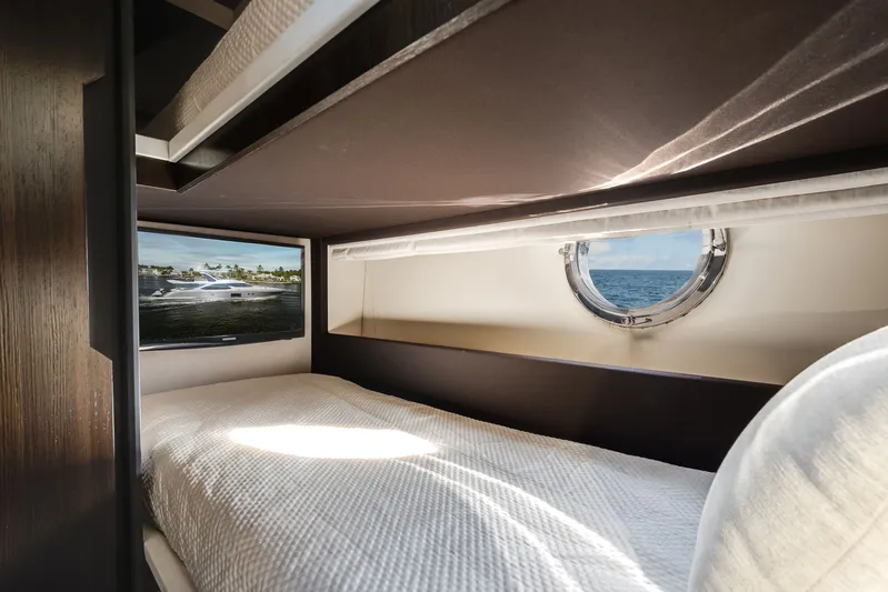 Truth Serum Yacht Photos Pics 