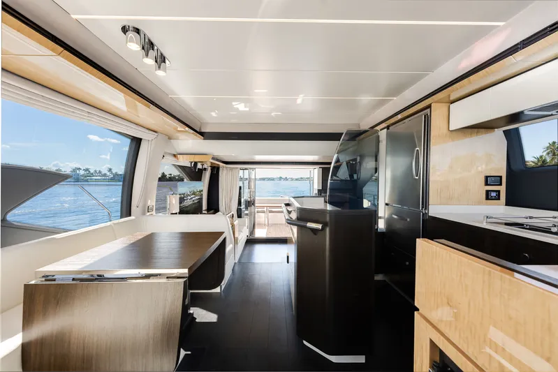 Truth Serum Yacht Photos Pics 