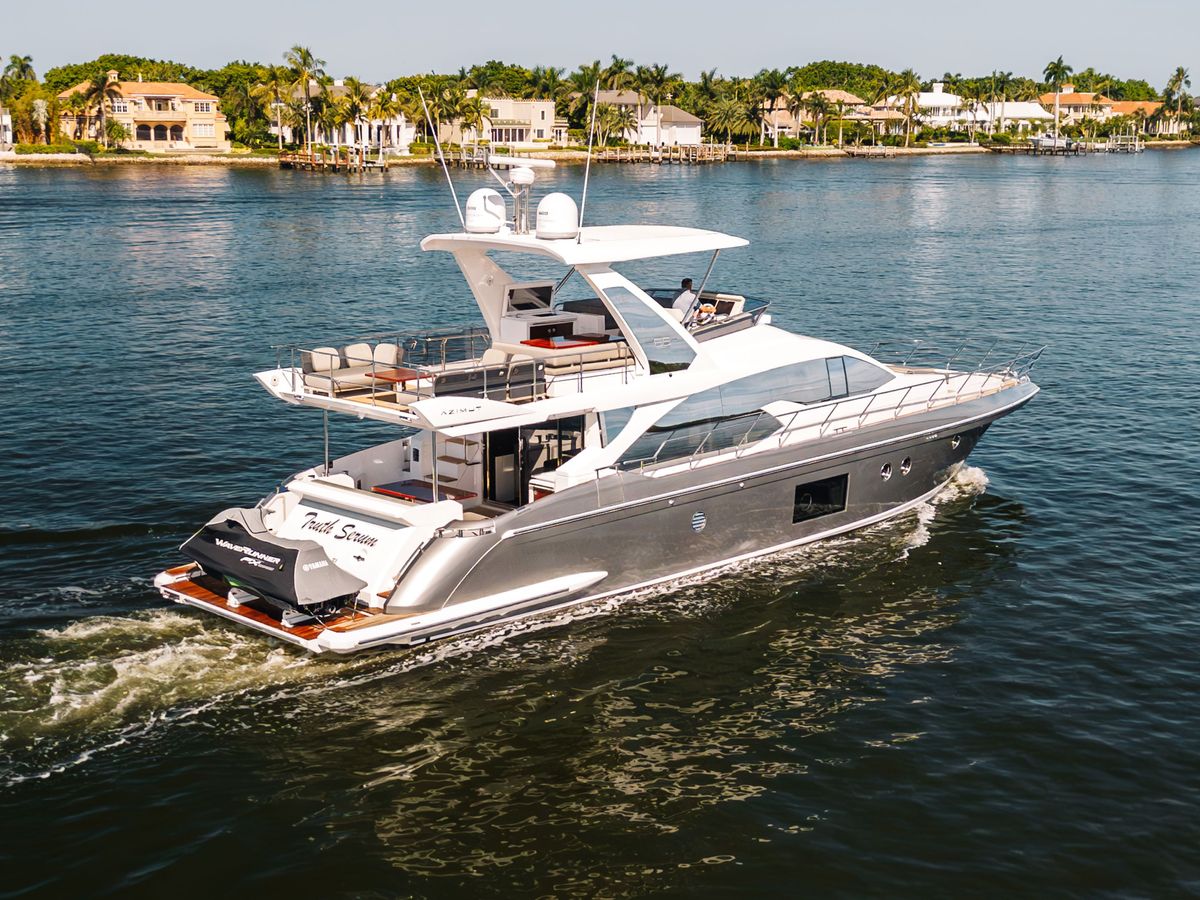 2018 Azimut 66 