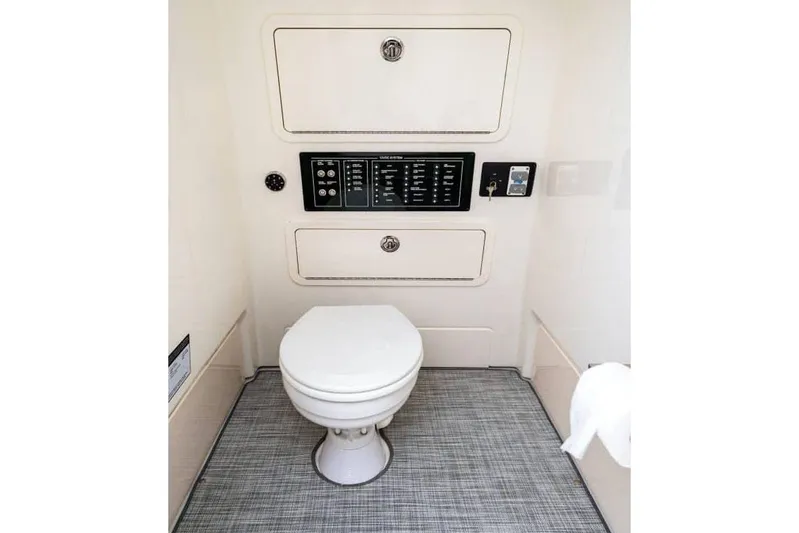  Yacht Photos Pics Manufacturer Provided Image