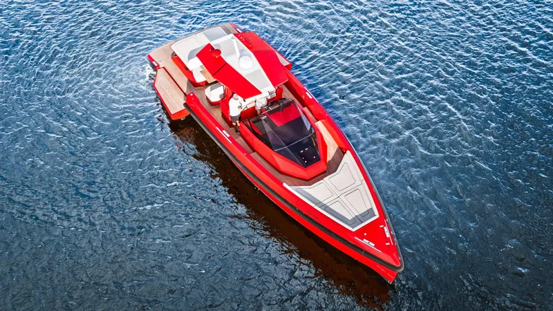 Corso Red Yacht Photos Pics 