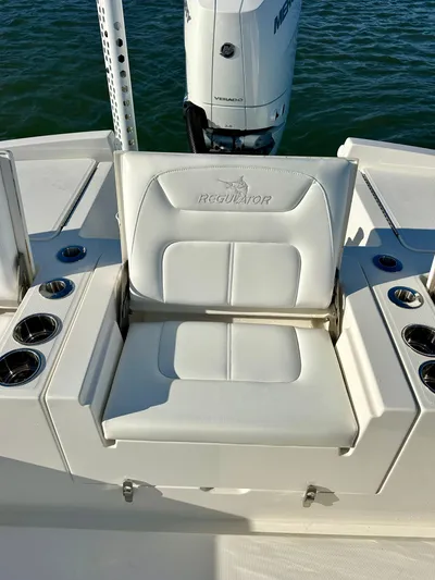 Amy's Cupholder Yacht Photos Pics 
