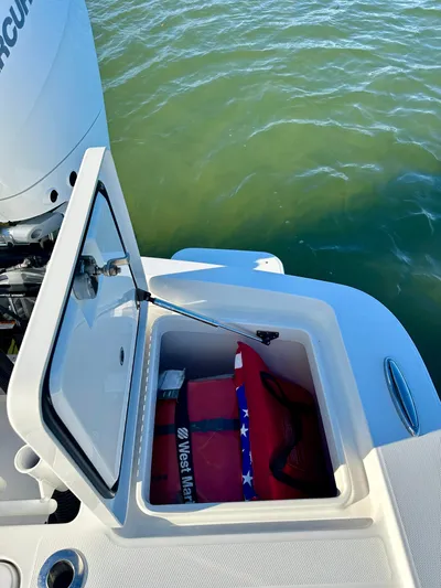 Amy's Cupholder Yacht Photos Pics 