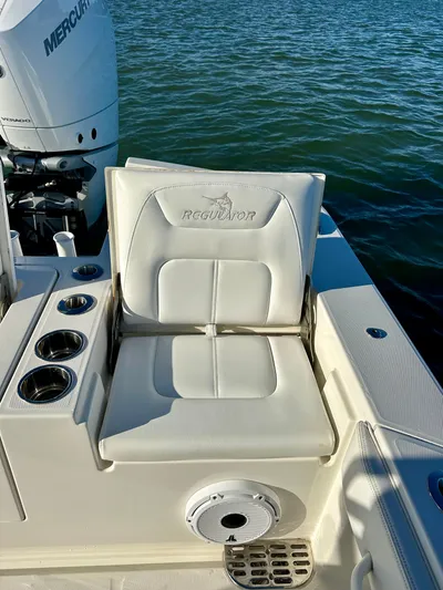 Amy's Cupholder Yacht Photos Pics 