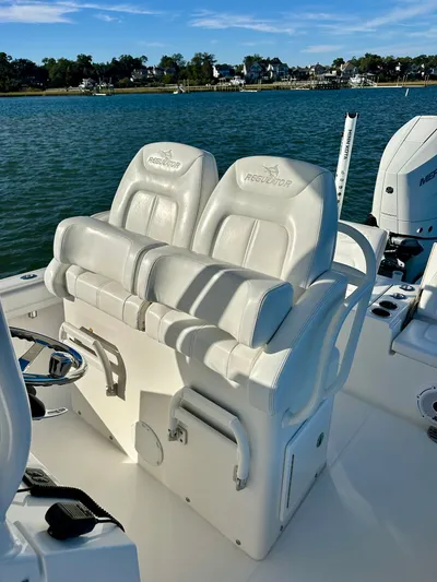 Amy's Cupholder Yacht Photos Pics 