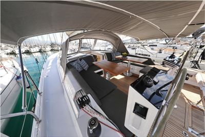 Yacht