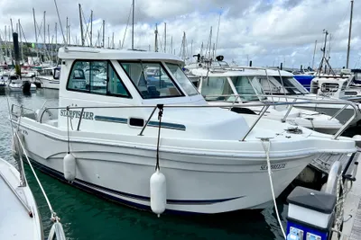 2001 Starfisher 670