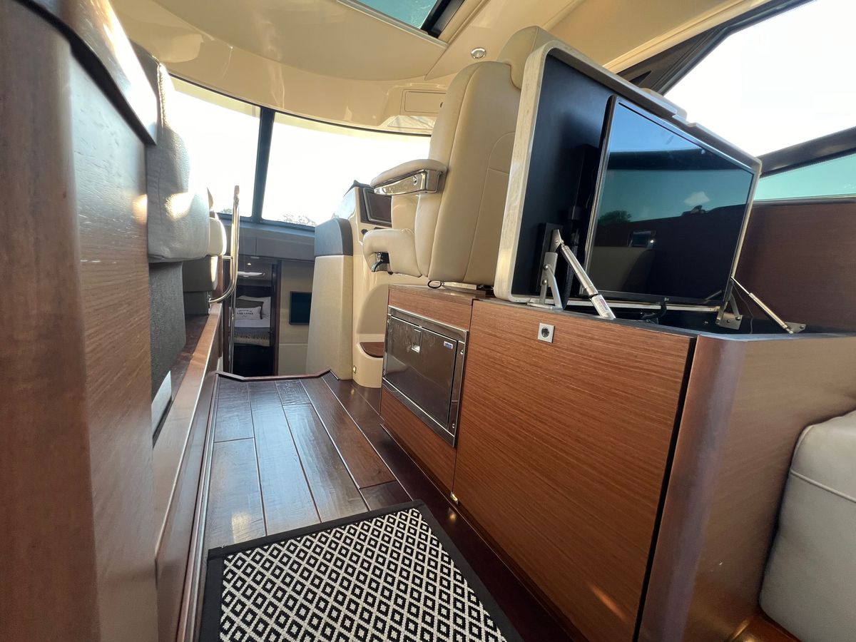 2016 Sea Ray 47 