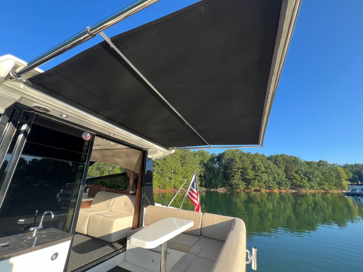 2016 Sea Ray 47 