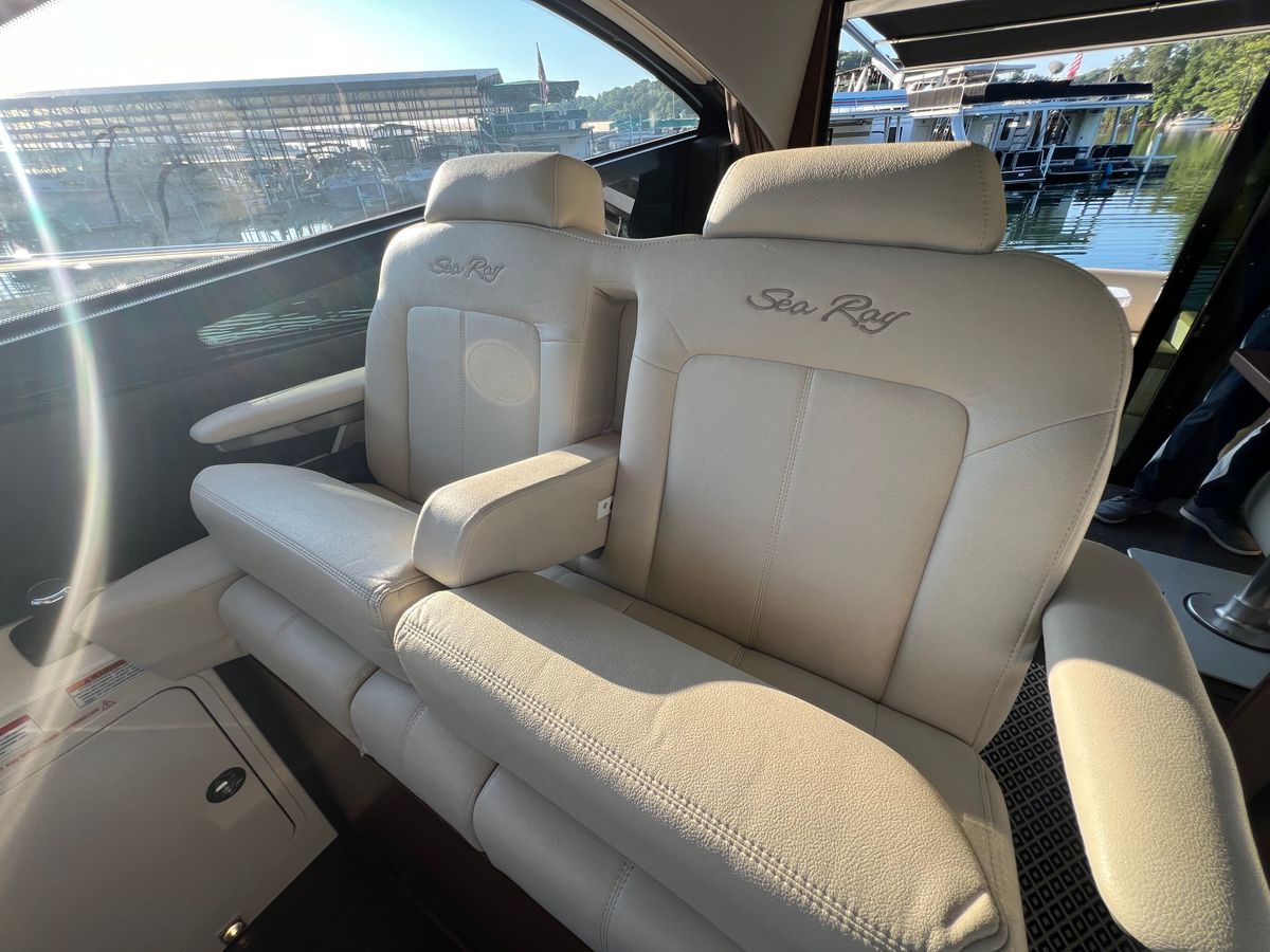 2016 Sea Ray 47 