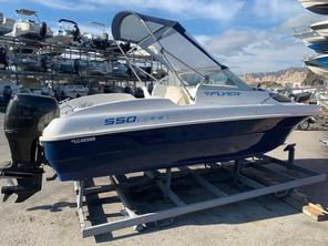 2004 Beneteau Flyer 550 Cabin